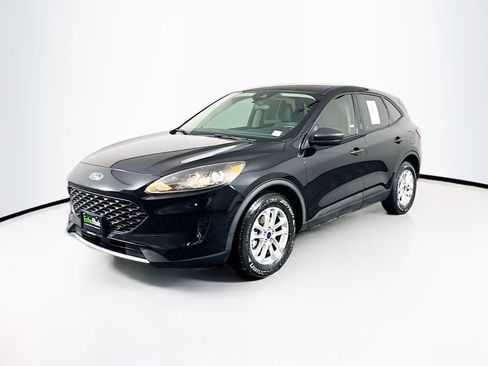 Used 2020 Ford Escape S image 3