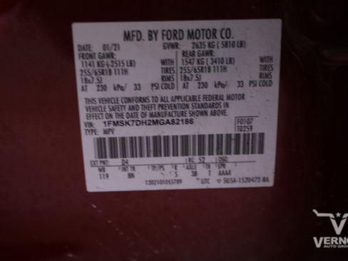 Used 2021 Ford Explorer XLT image 13