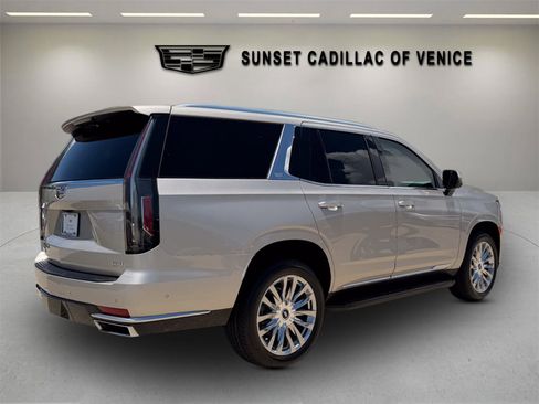 Certified 2023 Cadillac Escalade Premium Luxury AWD/4WD image 3