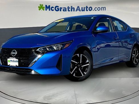 Used 2024 Nissan Sentra SV image 3