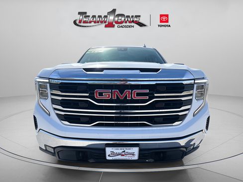 Used 2024 GMC Sierra 1500 SLT image 5