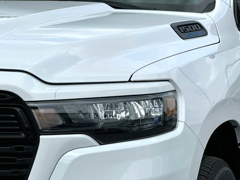 New 2026 RAM 1500 Express image 16