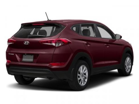 Used 2017 Hyundai Tucson SE image 2