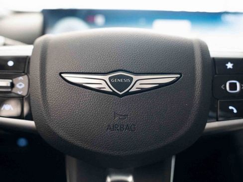 Used 2025 Genesis GV80 2.5T Standard image 24