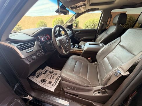 Used 2015 GMC Yukon XL Denali w/ Touring Package AWD/4WD image 14