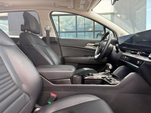 Used 2024 Kia Sportage SX FWD image 12
