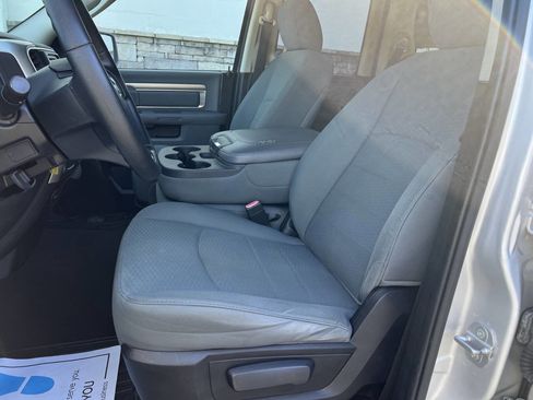 Used 2015 RAM 1500 Classic SLT image 8
