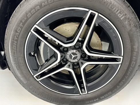Used 2024 Mercedes-Benz GLB 250 image 31