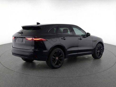 Used 2022 Jaguar F-PACE S image 5