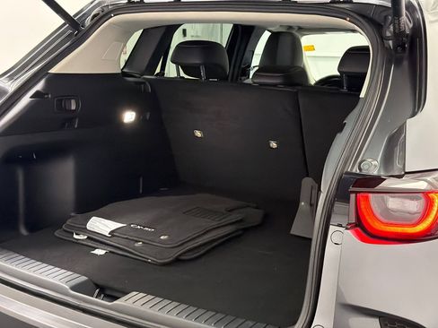 Used 2025 MAZDA CX-50 AWD 2.5 S w/ Cargo Package image 8