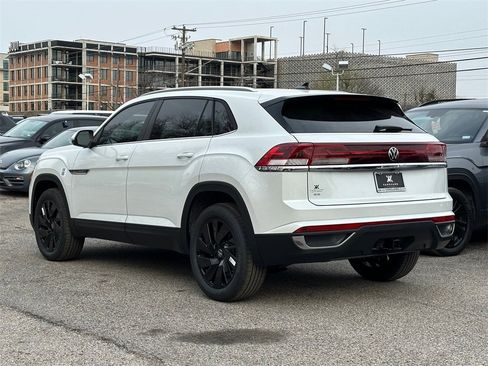 New 2026 Volkswagen Atlas Cross Sport SE image 5