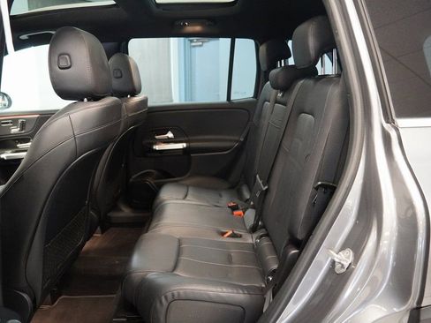 Used 2020 Mercedes-Benz GLB 250 4MATIC image 28