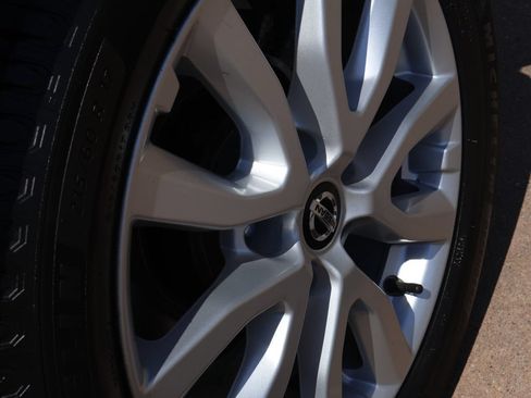 Used 2022 Nissan Rogue Sport SV AWD/4WD image 42