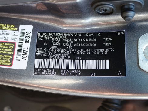 Used 2017 Toyota Sequoia Platinum image 44