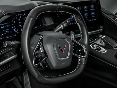 Used 2022 Chevrolet Corvette Stingray w/ Z51 Performance Package image 23