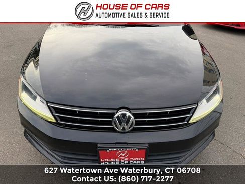 Used 2018 Volkswagen Jetta SE image 9