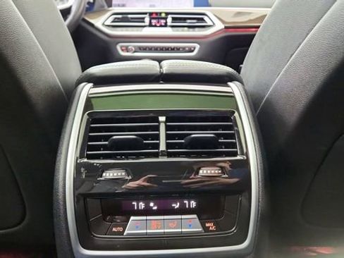 Used 2022 BMW X5 sDrive40i w/ M Sport Package image 38