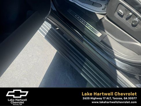 Used 2023 Cadillac Escalade V image 16