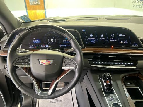 Used 2023 Cadillac Escalade Premium Luxury w/ LPO, Radiant Package image 22