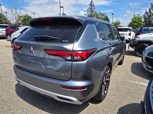 Used 2024 Mitsubishi Outlander SE AWD/4WD image 6