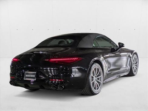 New 2026 Mercedes-Benz SL 43 AMG AMG SL 43 image 2