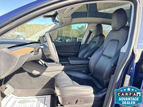 Used 2022 Tesla Model Y Performance image 11
