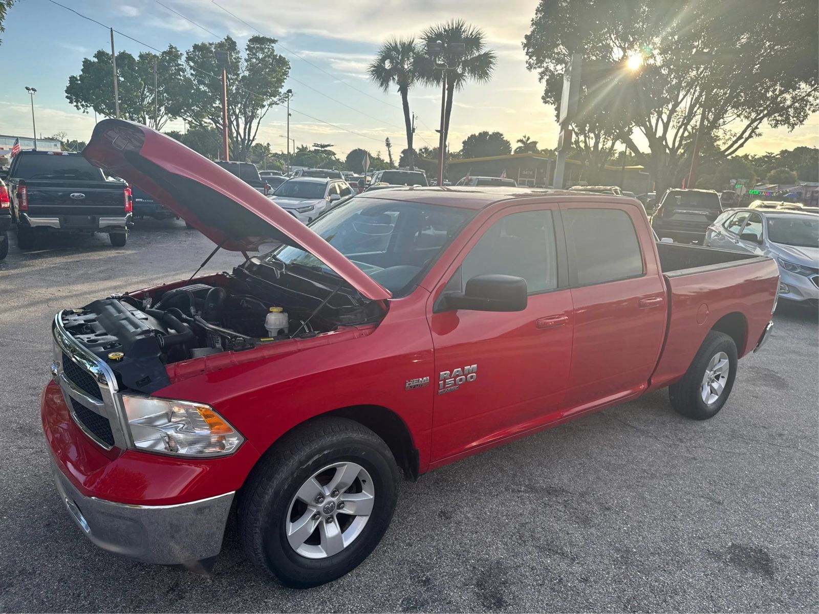 Used 2020 RAM 1500 Classic SLT RWD image 12