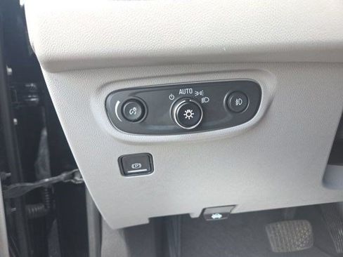 Used 2022 GMC Terrain SLT AWD/4WD image 18