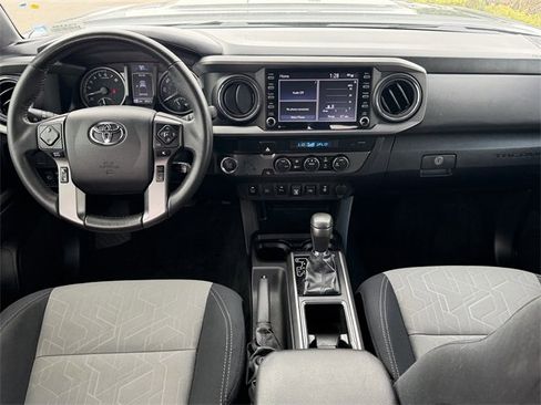 Used 2021 Toyota Tacoma TRD Sport w/ Technology Package image 9