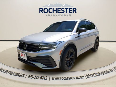 Used 2024 Volkswagen Tiguan SE R-Line AWD/4WD image 1