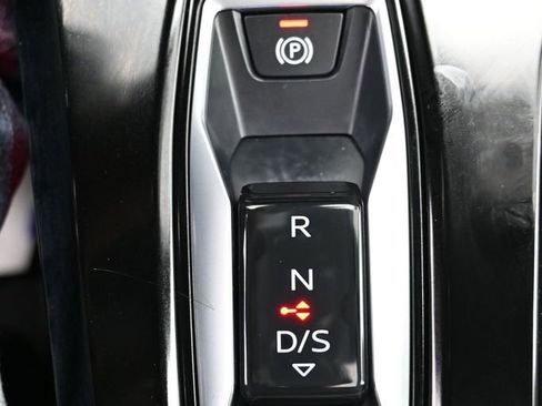 Used 2025 Audi Q5 Prestige AWD/4WD image 31