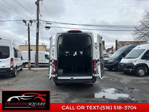 Used 2024 Ford Transit 350 XLT image 41