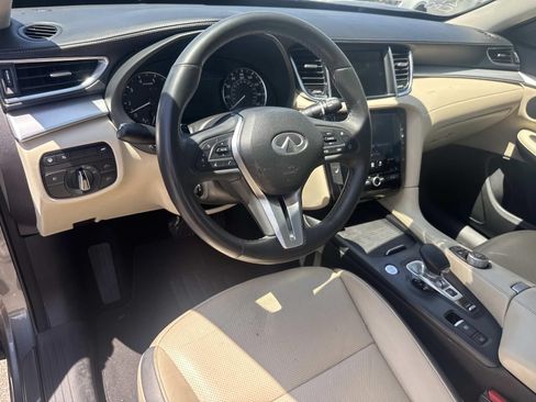 Certified 2021 INFINITI QX50 Essential w/ Convenience Package FWD image 21