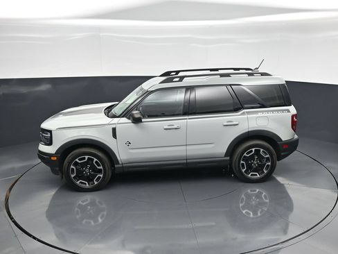 Used 2023 Ford Bronco Sport Outer Banks w/ Tech Package AWD/4WD image 41