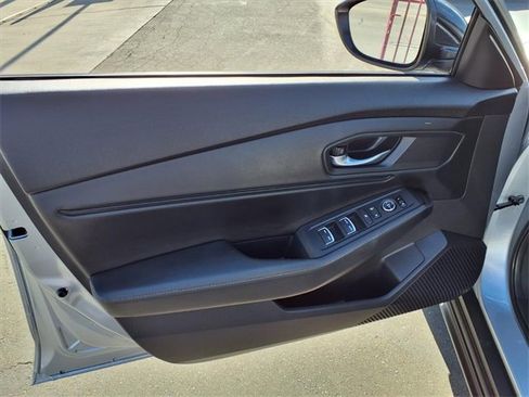 Used 2024 Honda Accord Sport image 11