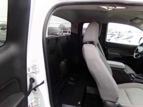 Used 2017 Chevrolet Colorado W/T w/ WT Convenience Package image 37