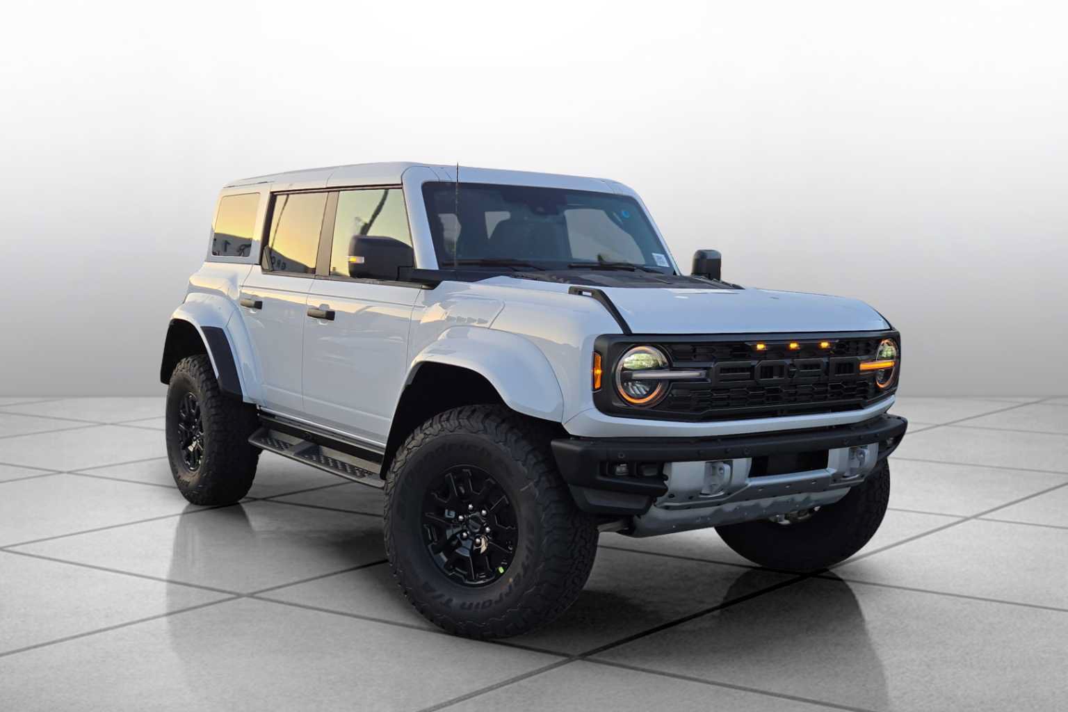 New 2026 Ford Bronco Raptor AWD/4WD image 2