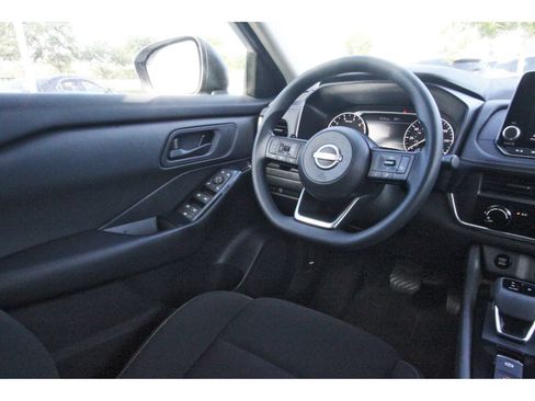 Certified 2024 Nissan Rogue S AWD/4WD image 12