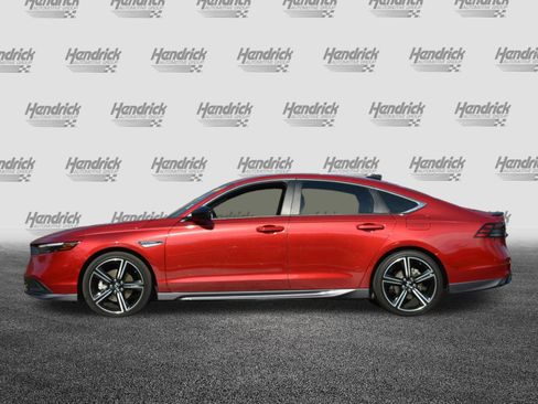 Used 2023 Honda Accord Sport image 8