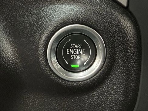 Used 2022 Chevrolet Silverado 1500 Custom image 19