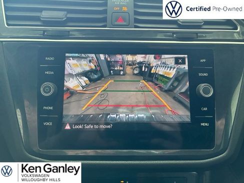 Used 2023 Volkswagen Tiguan SE R-Line AWD/4WD image 22