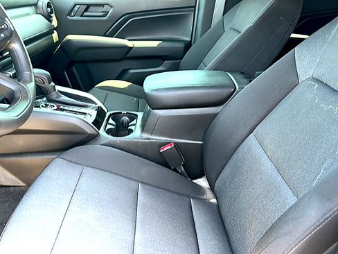 Used 2023 Chevrolet Colorado Trail Boss w/ Technology Package AWD/4WD image 6