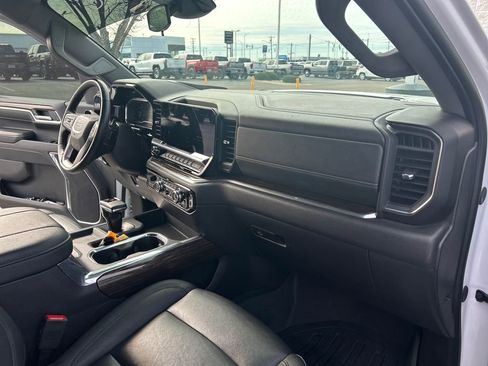 Certified 2024 GMC Sierra 1500 Elevation w/ Elevation Premium Package image 44