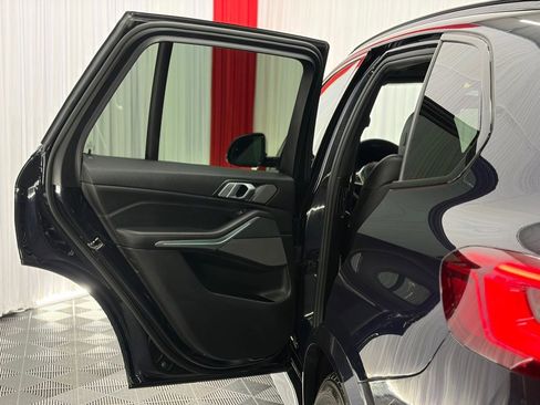 Used 2019 BMW X5 xDrive40i w/ M Sport Package image 13