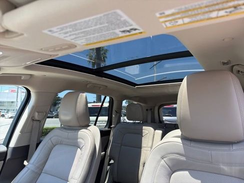 Used 2023 Lincoln Aviator Reserve w/ Equipment Group 201A RWD image 19