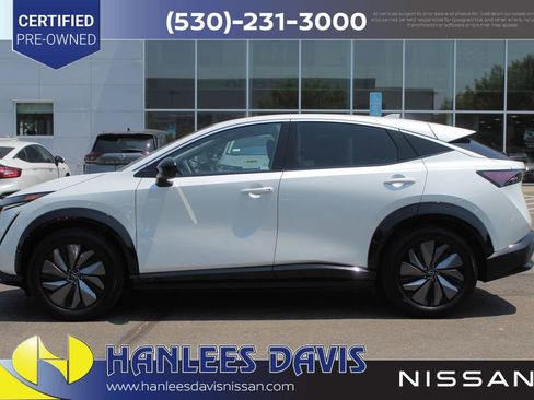 Certified 2025 Nissan Ariya FWD image 9