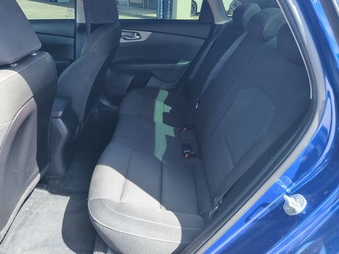Used 2021 Kia Forte LXS FWD image 27