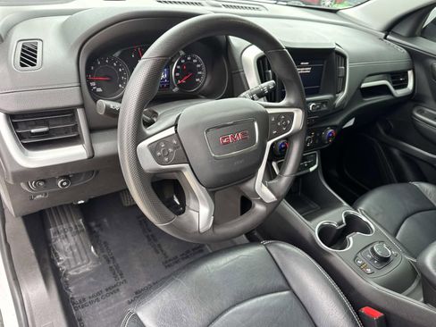 Used 2022 GMC Terrain SLE w/ Driver Convenience Package image 19