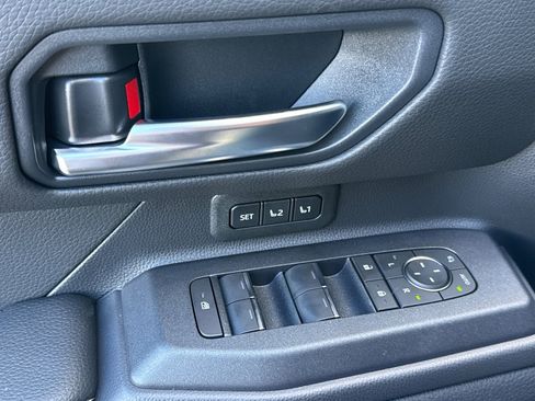 Certified 2025 Toyota Land Cruiser Base image 14