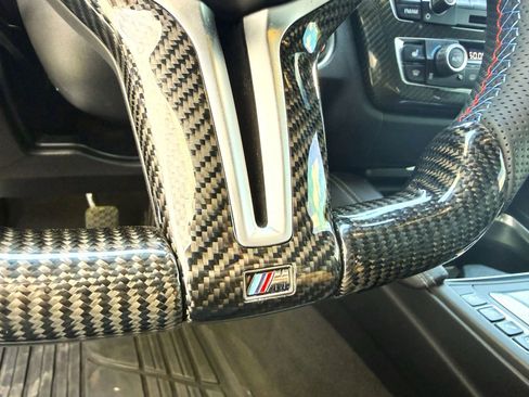 Used 2018 BMW M4 Coupe RWD image 29